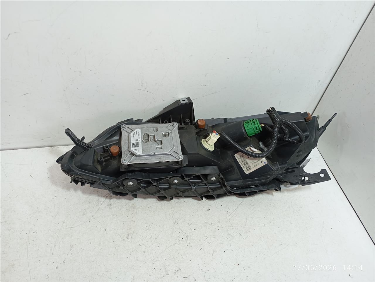 Part image 3