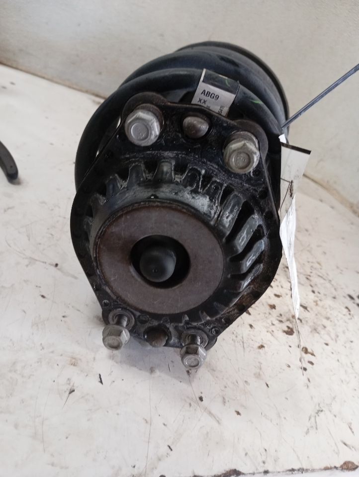2020 General Motors EQUINOX Strut