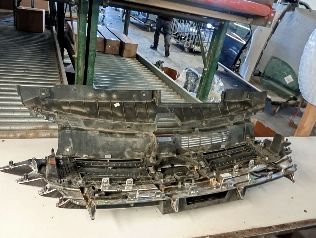 Part image 3