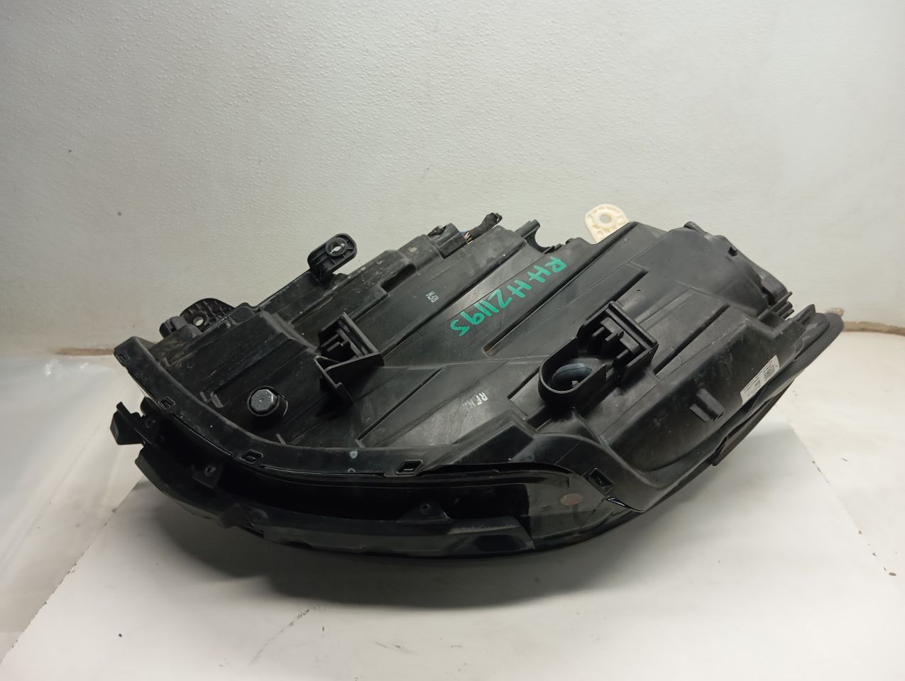 Part image 7