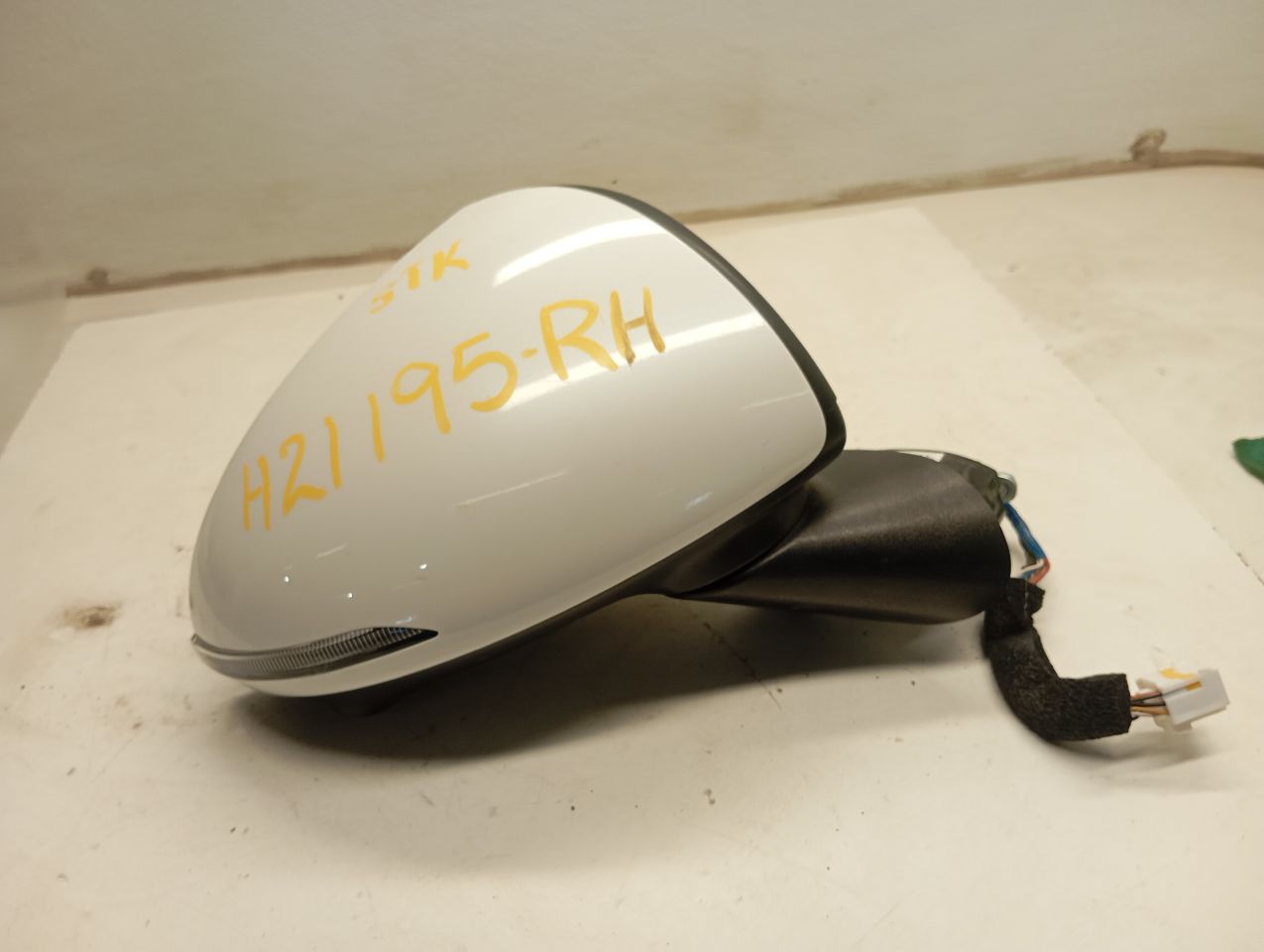 Part image 1