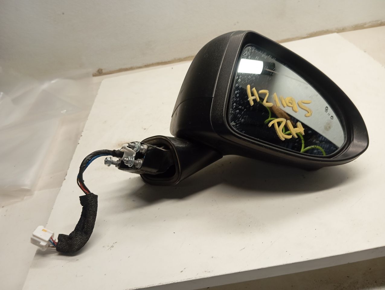 Part image 6