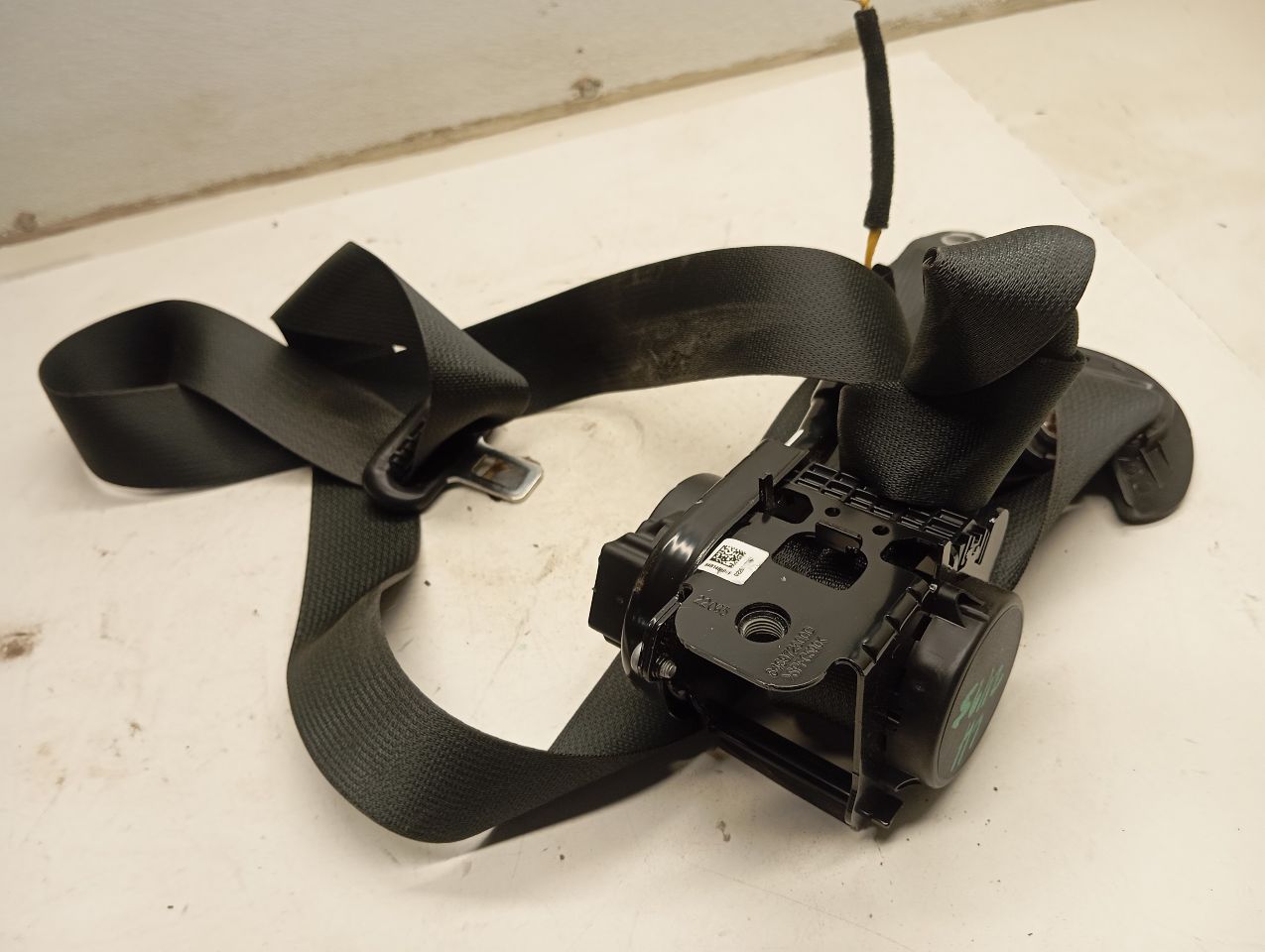 Part image 3