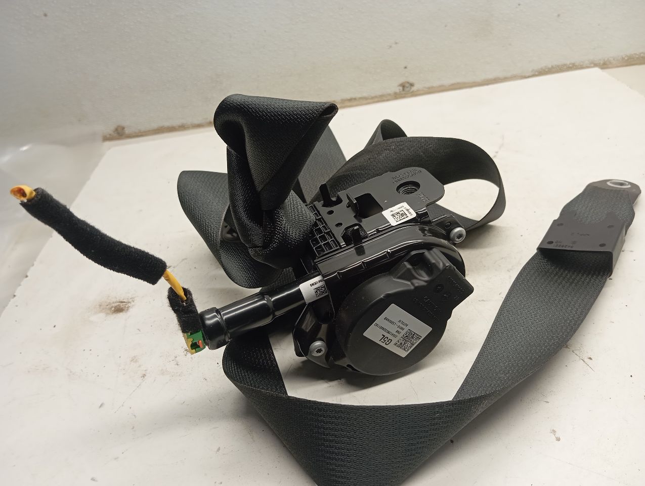 Part image 4