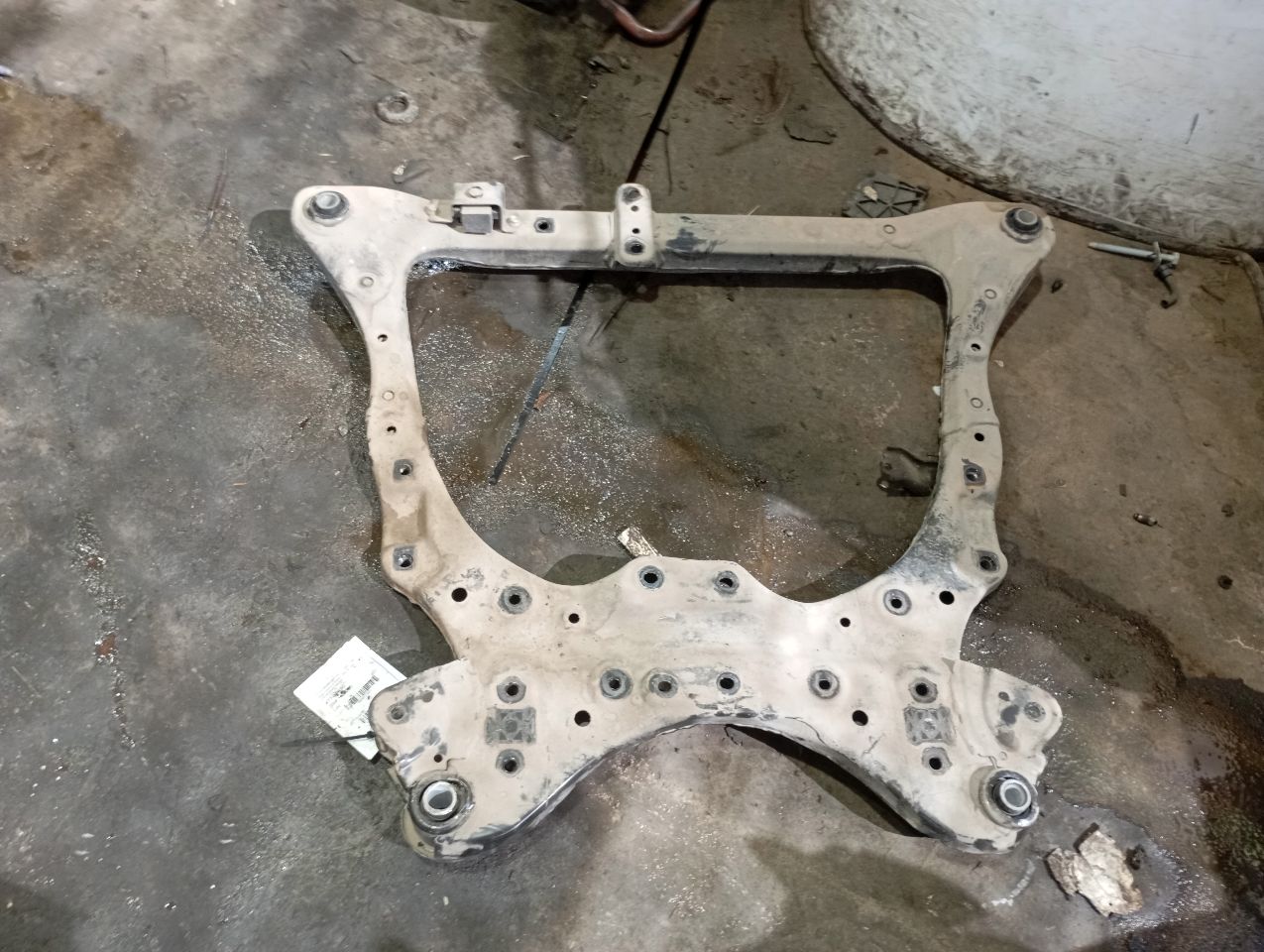 Part image 3