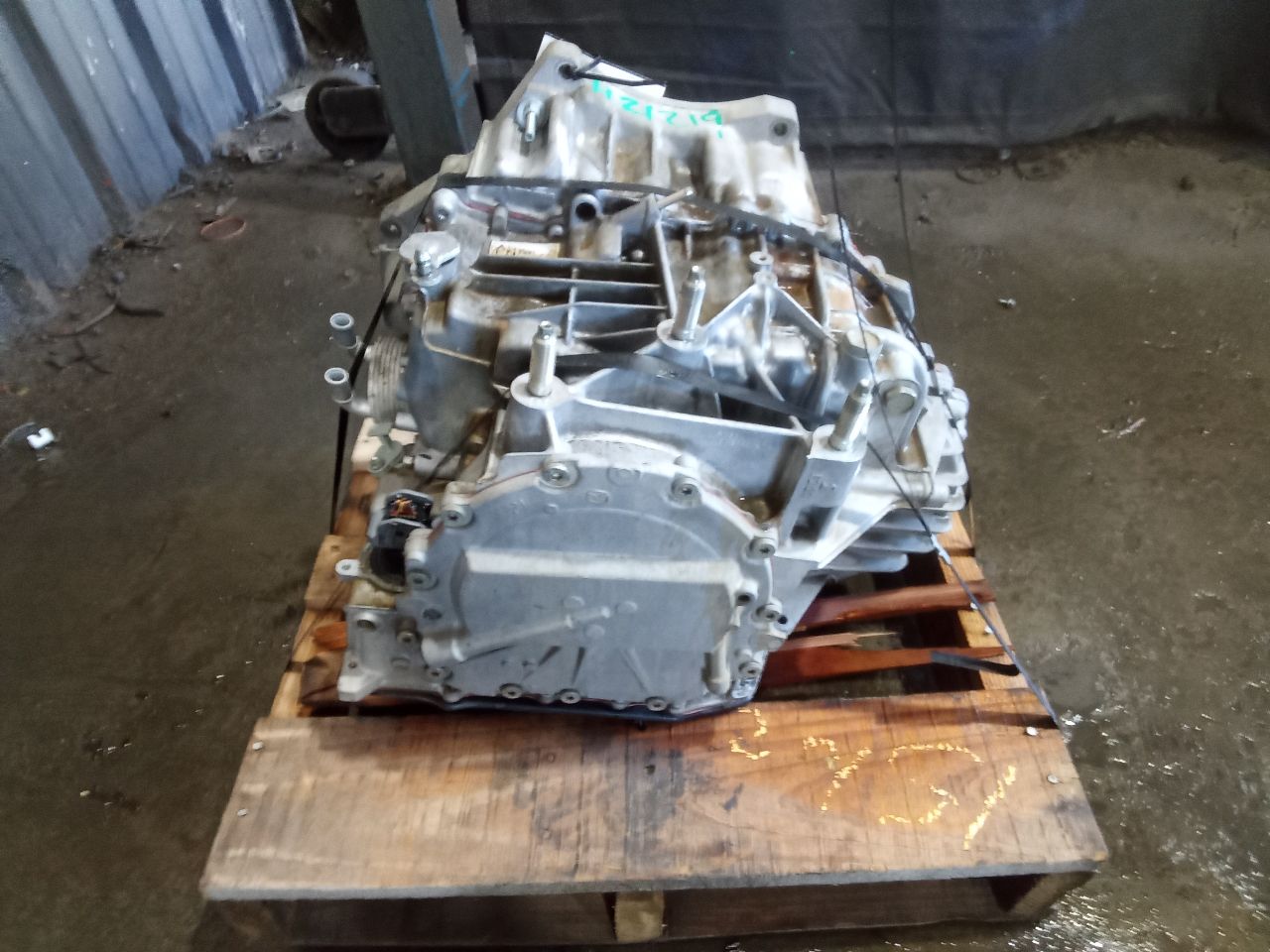 Part image 3