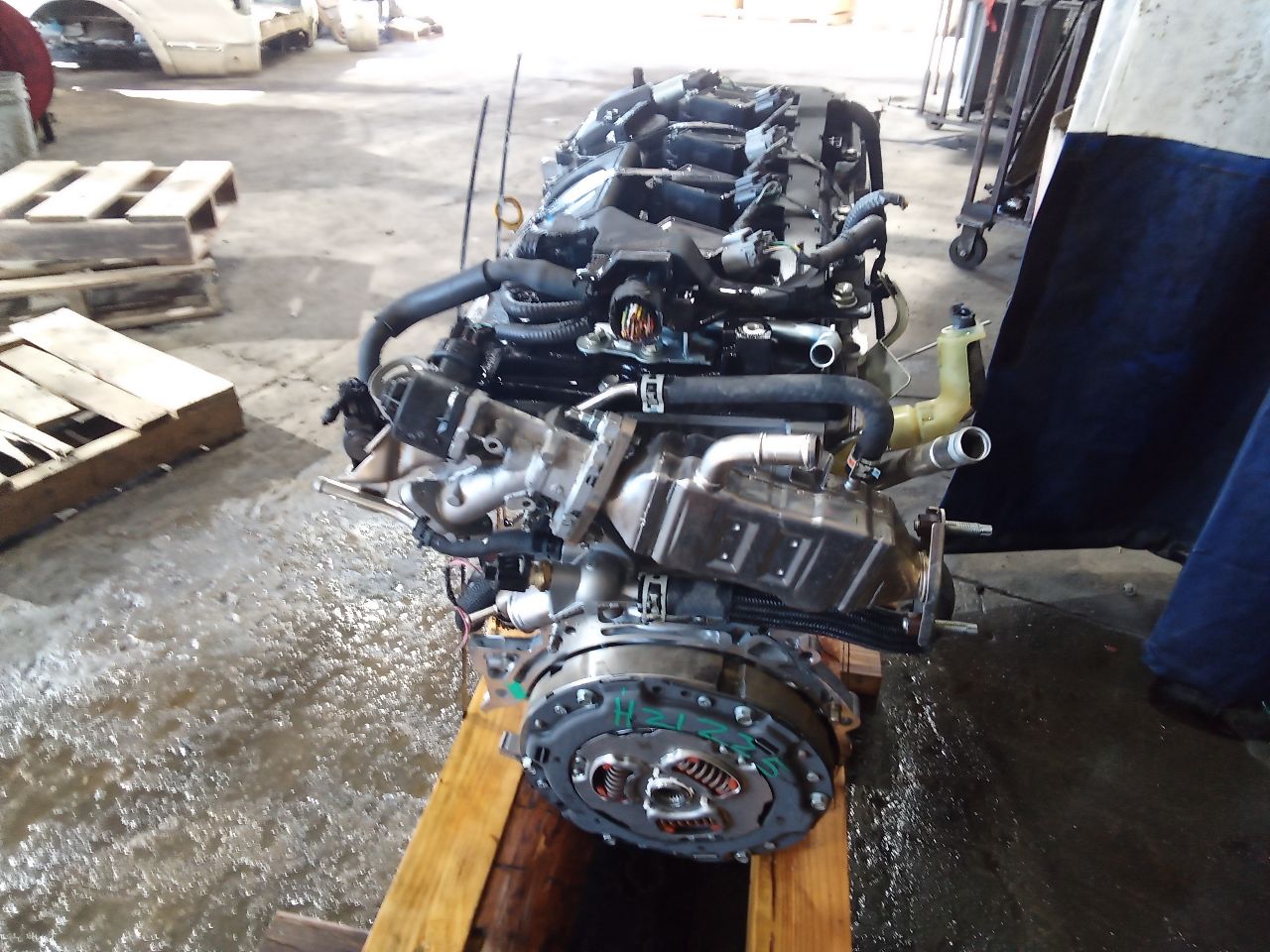 Part image 3