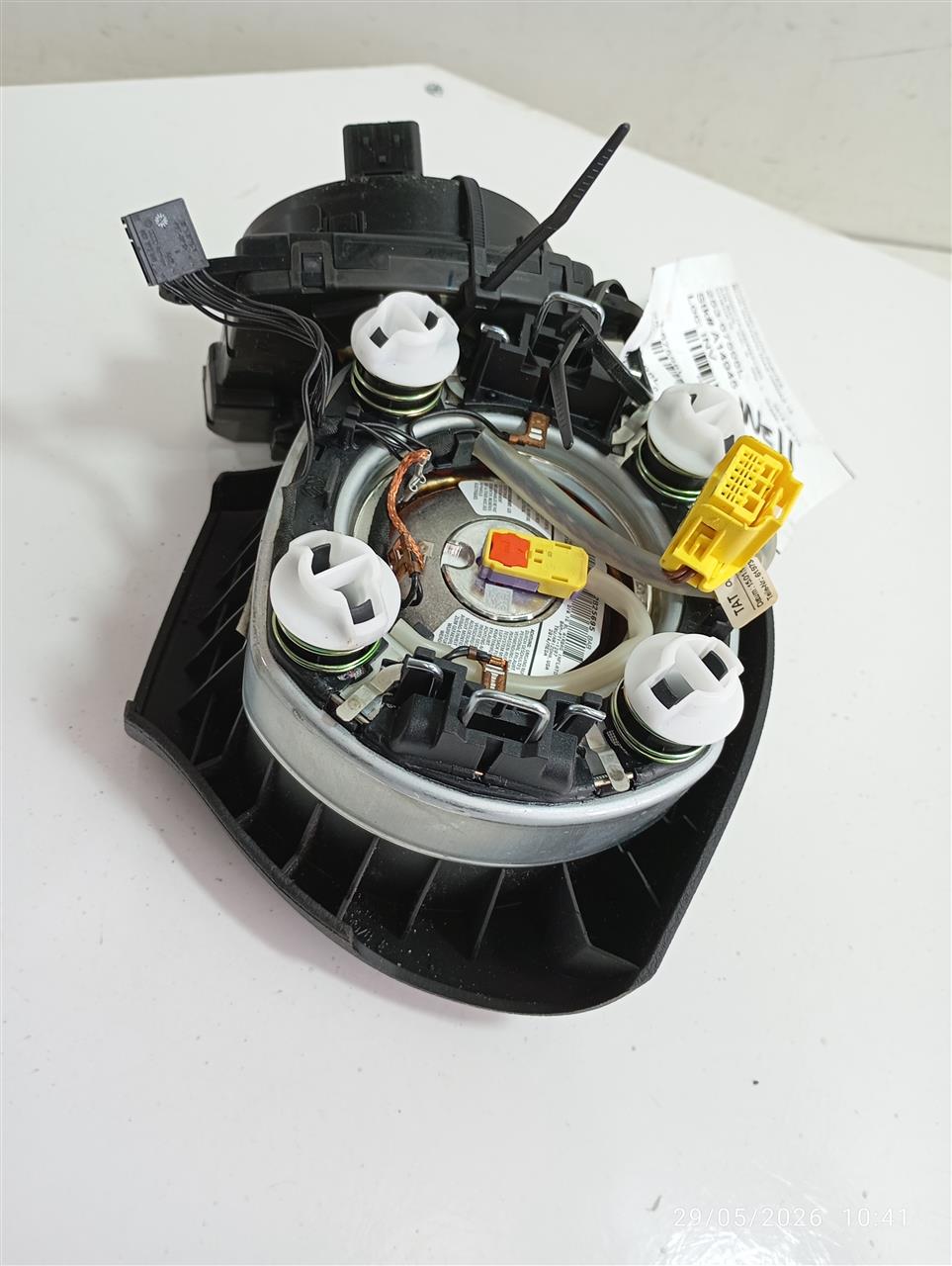 Part image 2