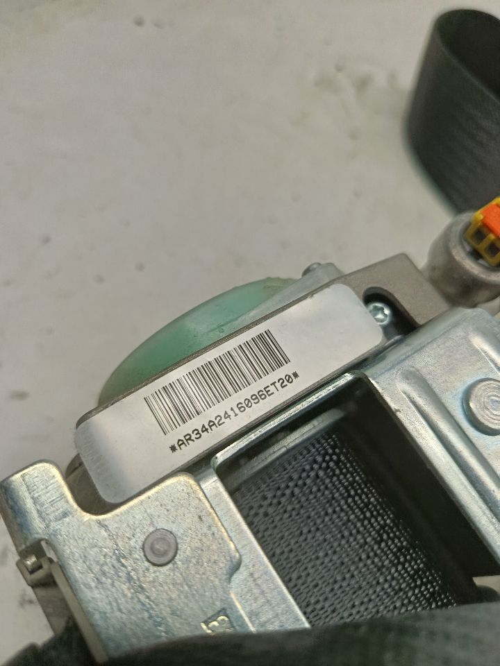 Part image 3