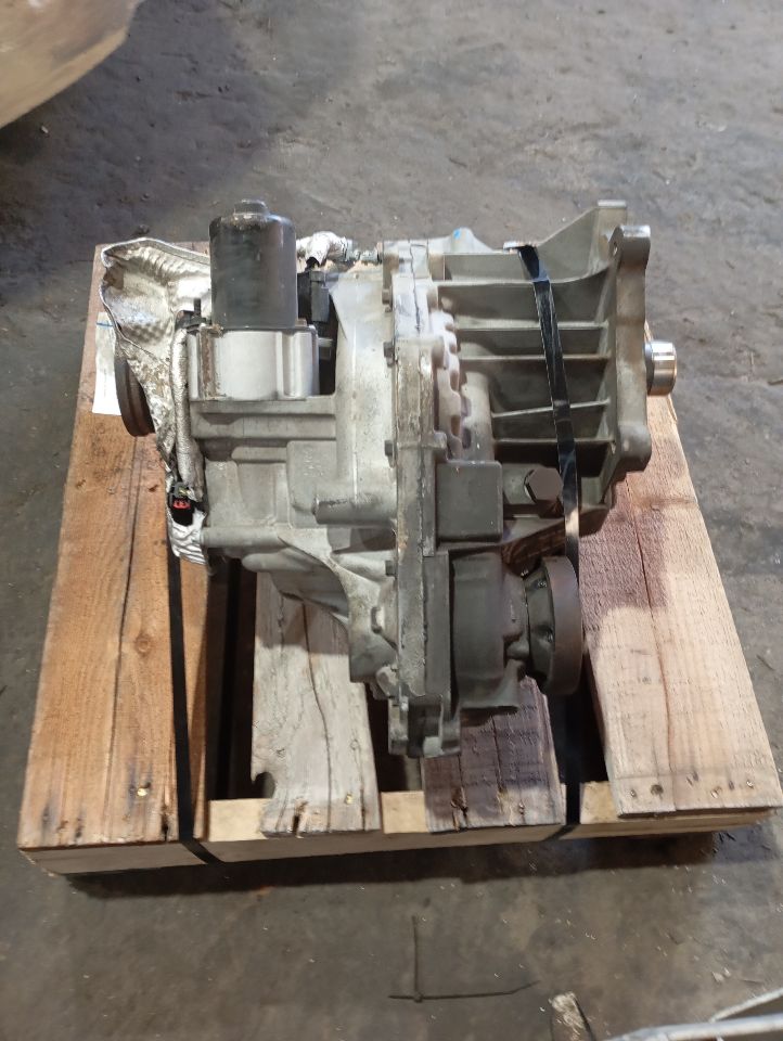 Part image 4