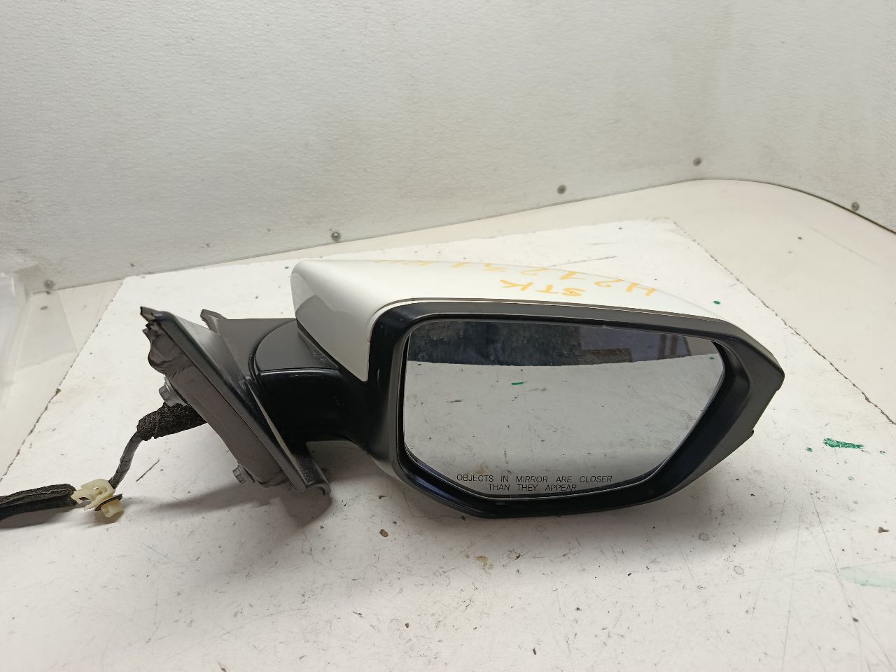 Part image 3