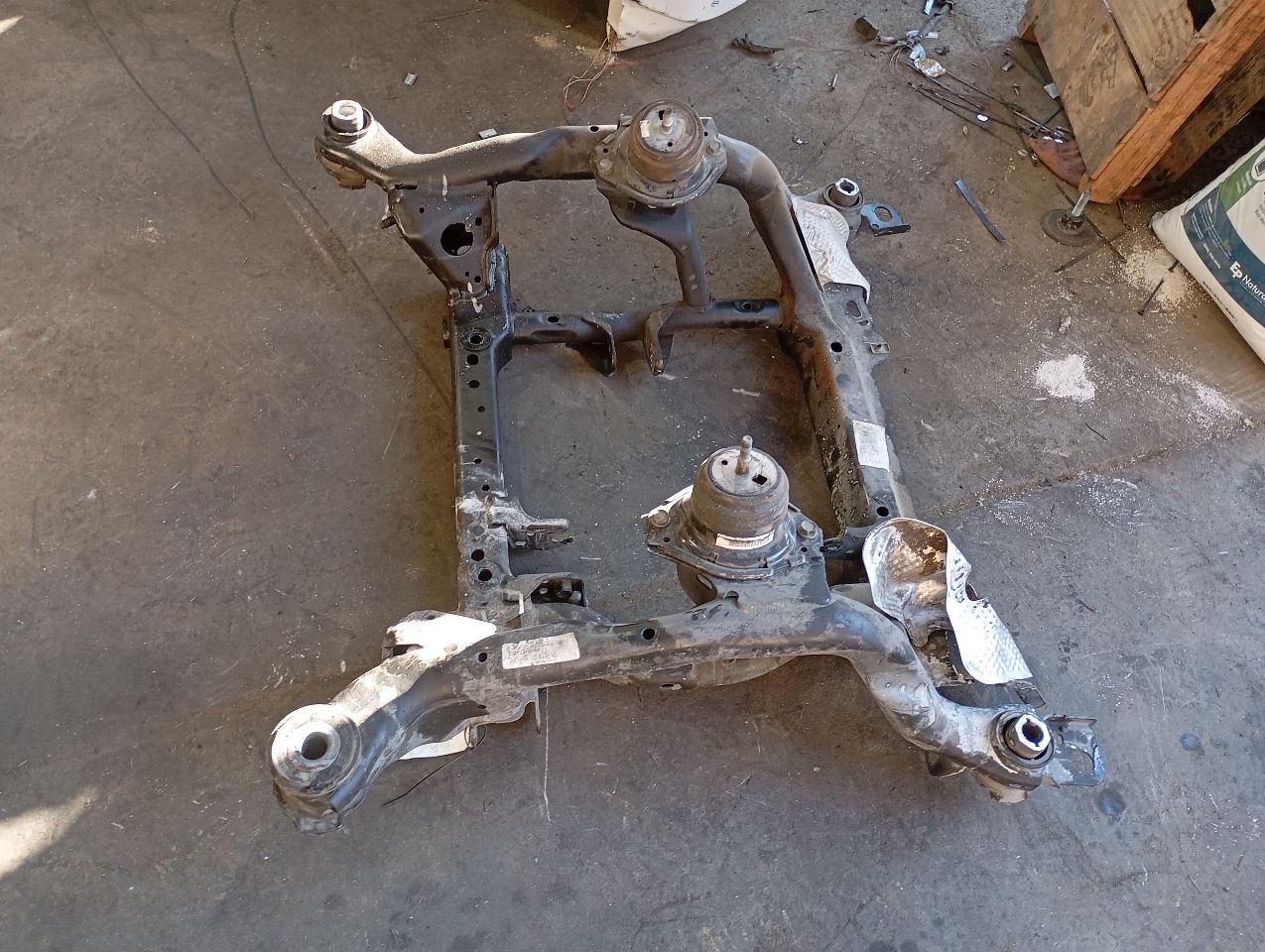 Part image 4