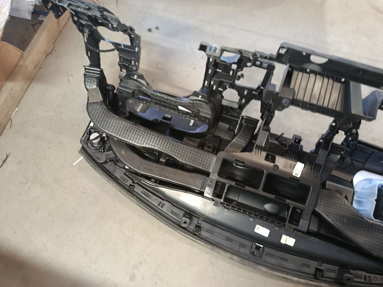 Part image 6