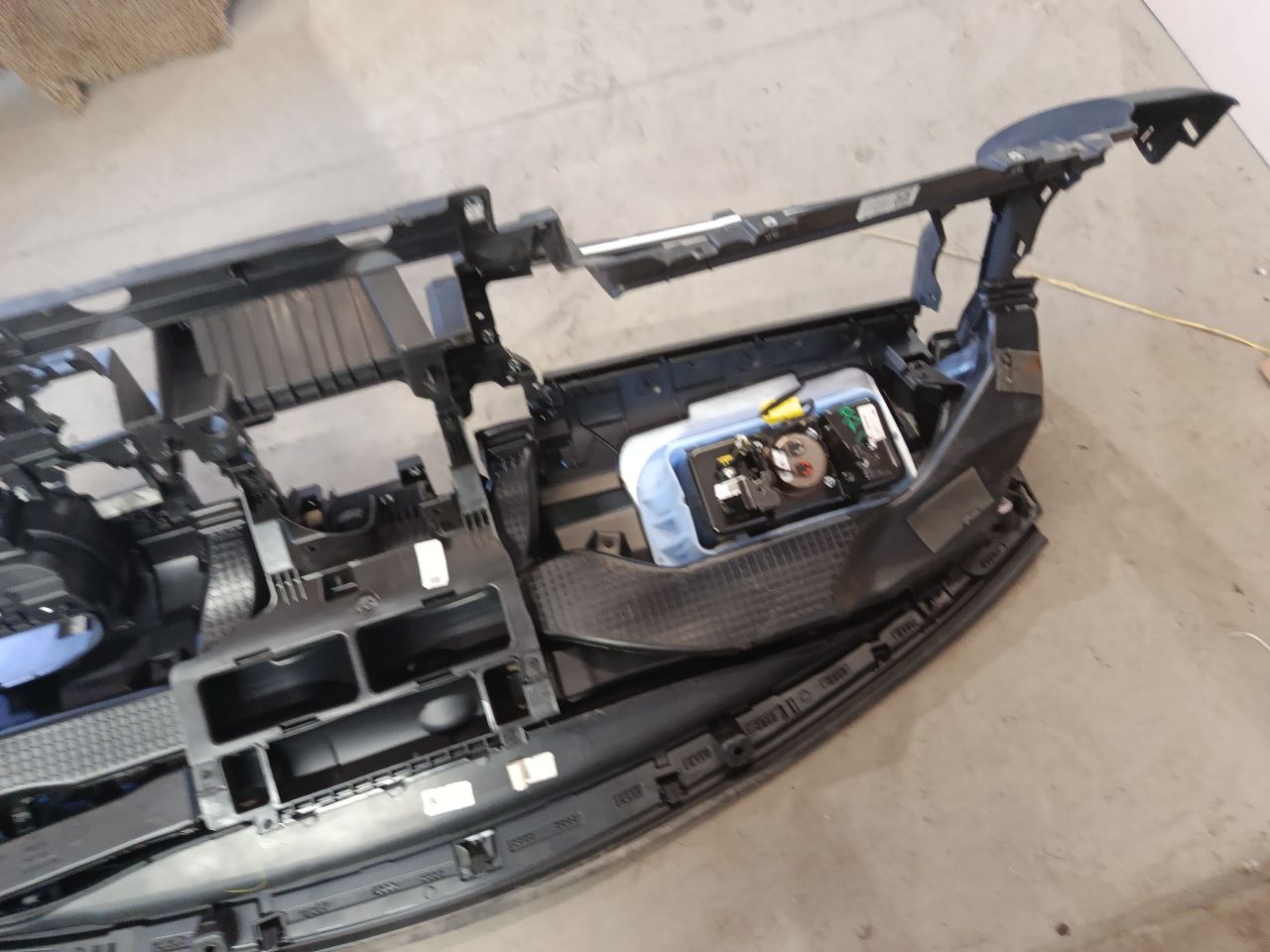 Part image 7