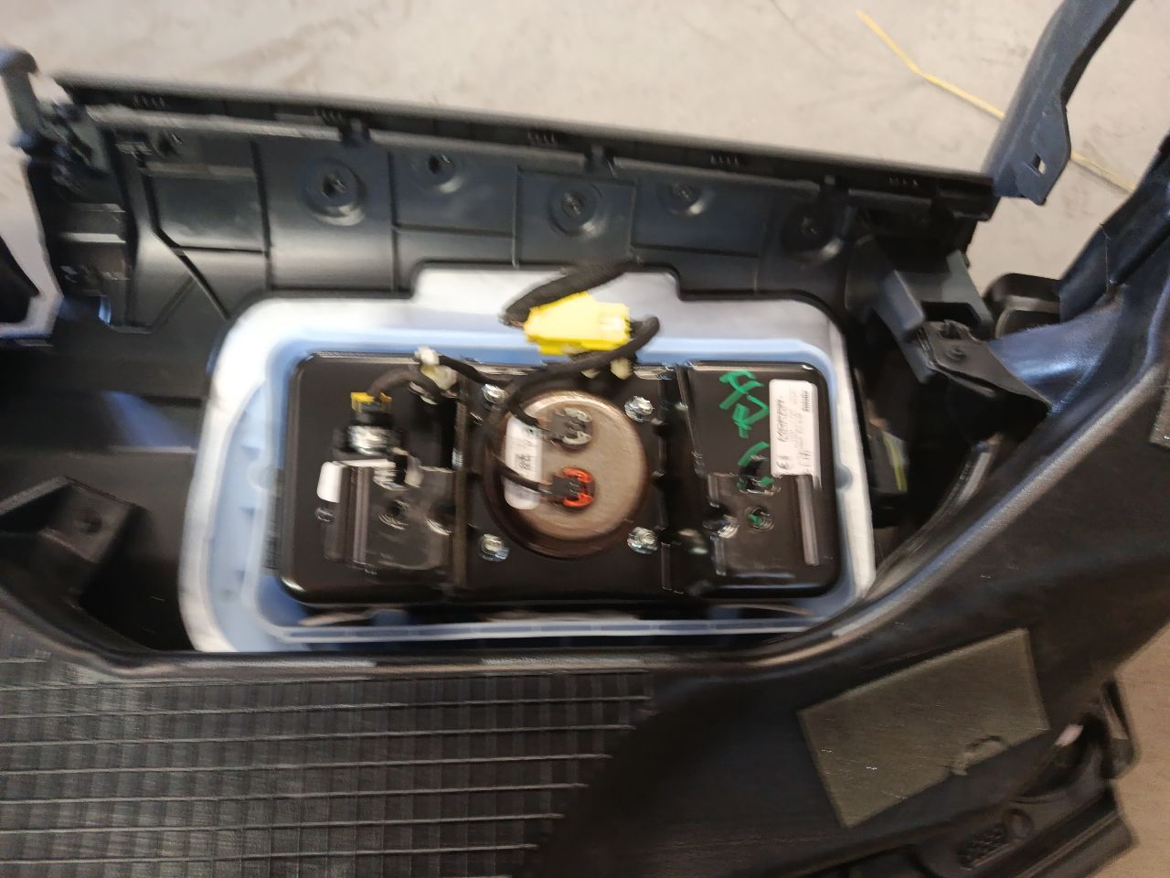 Part image 12