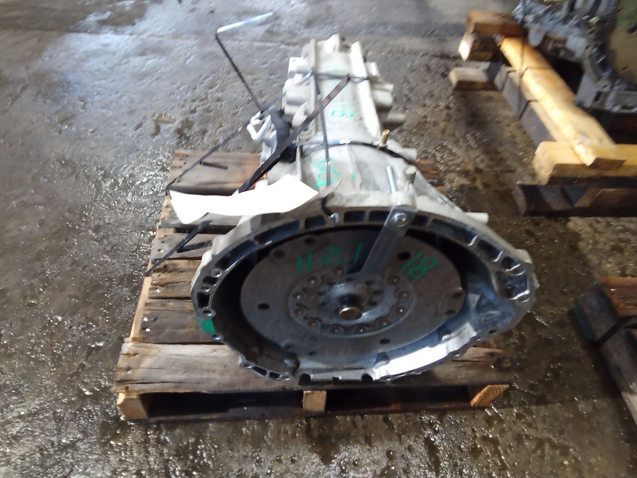 Part image 3