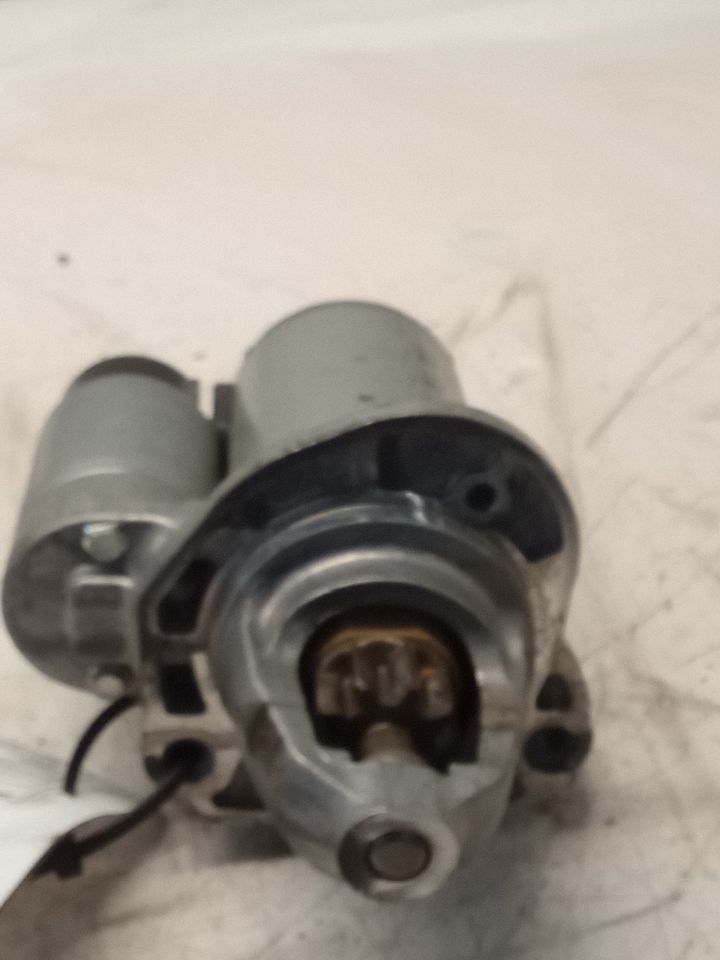 Part image 5