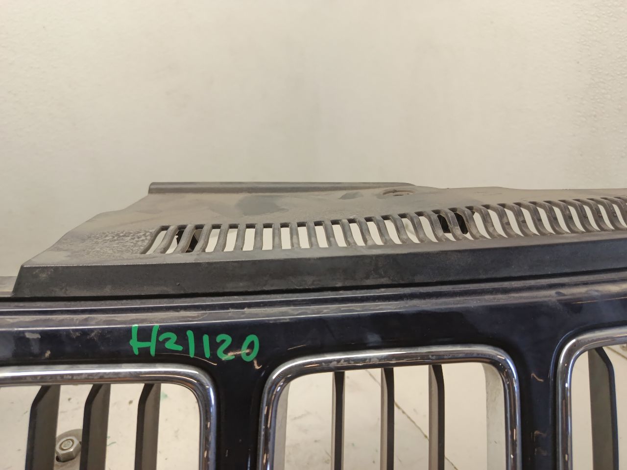 Part image 4