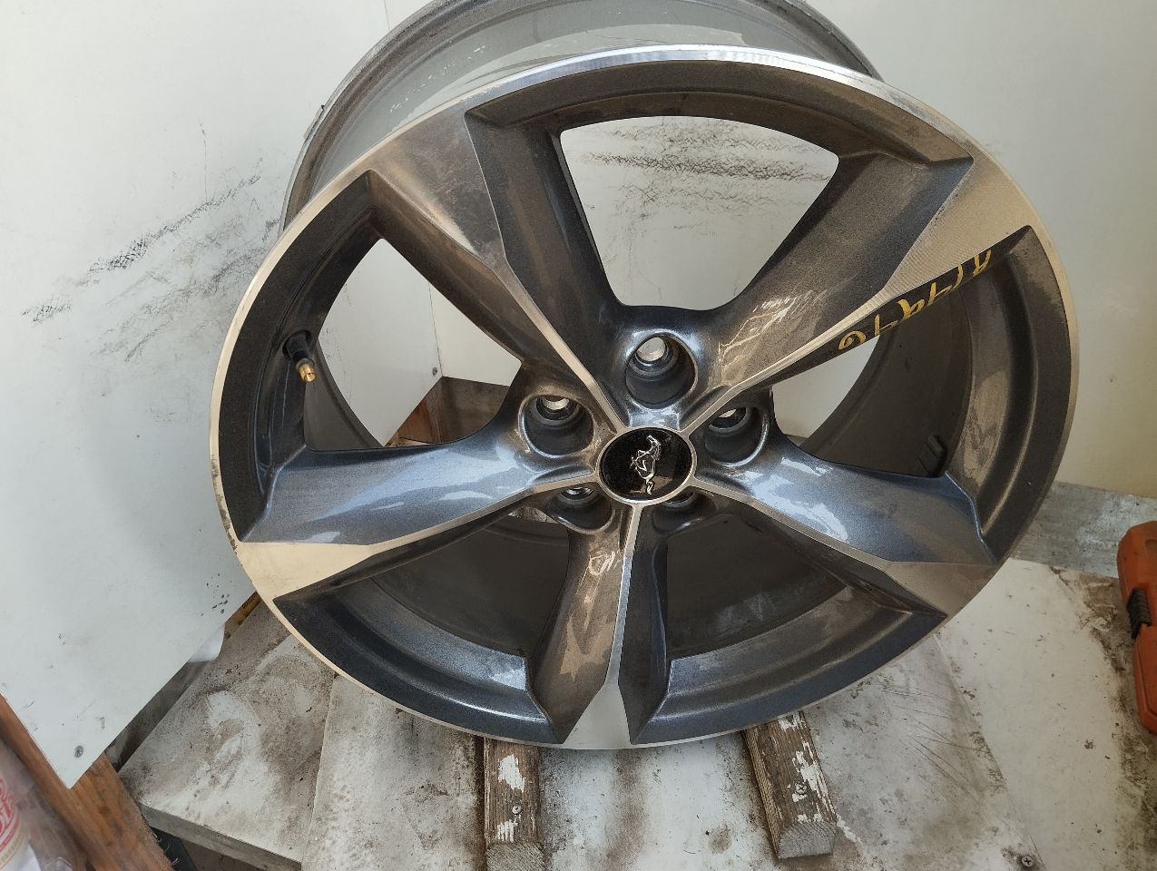 Part image 2
