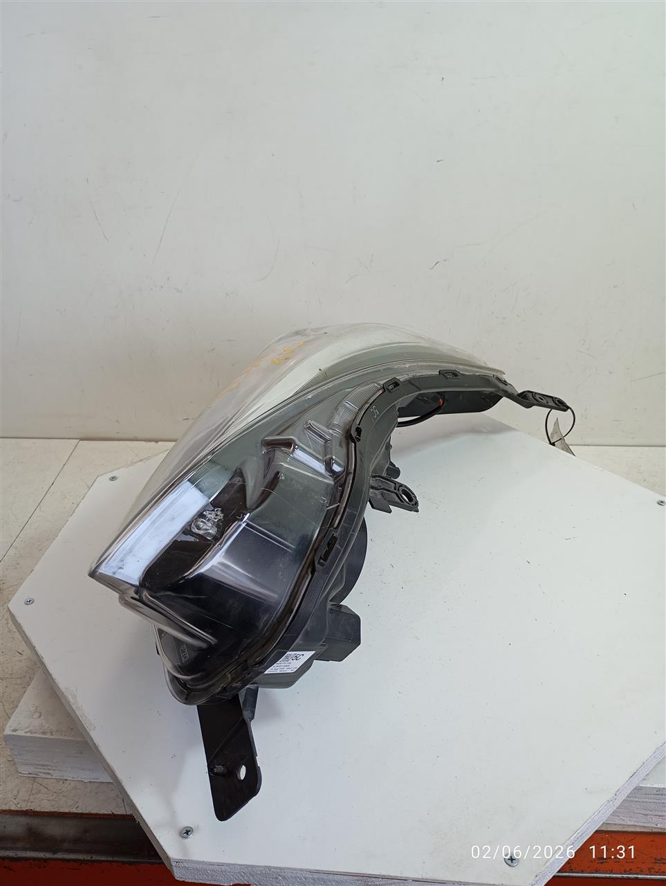 Part image 2