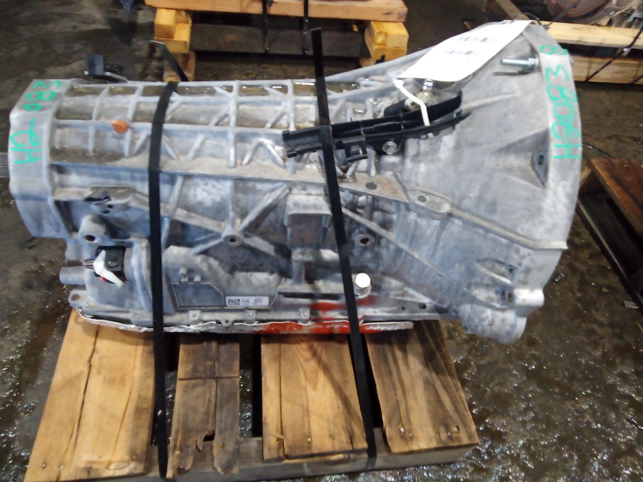 Part image 3