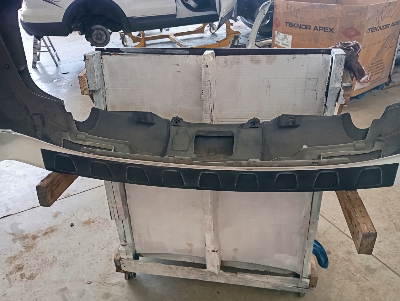 Part image 9