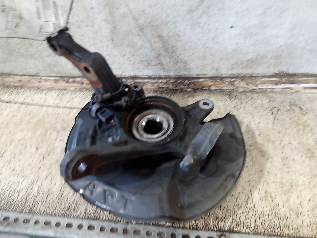 Part image 3