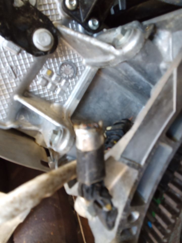 Part image 5
