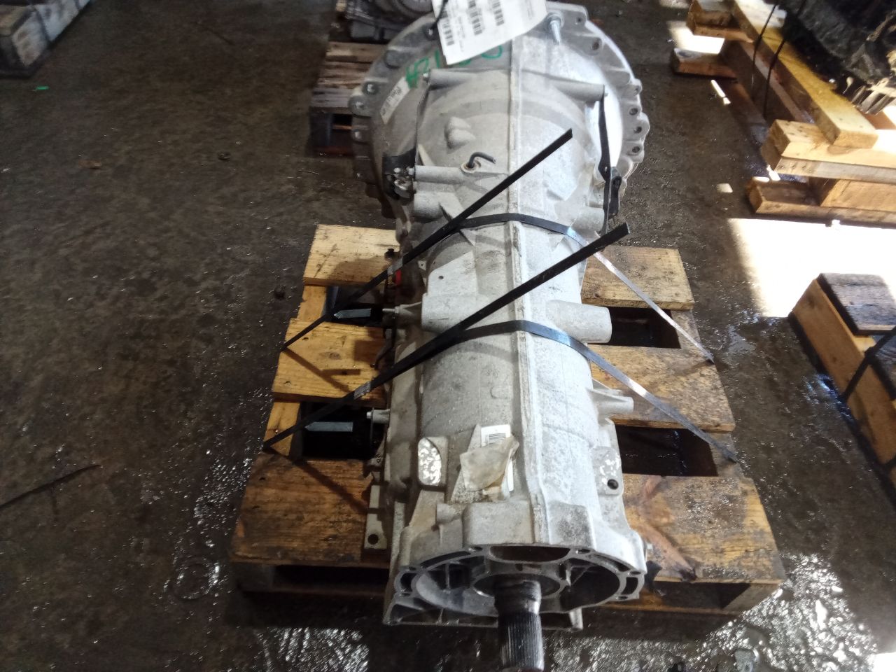 Part image 4