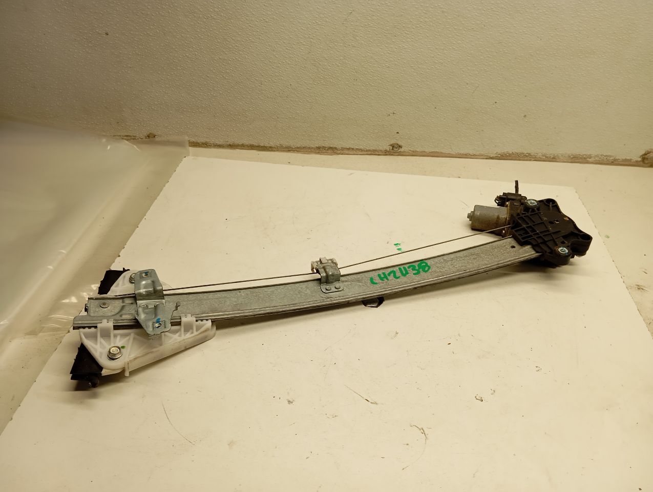 Part image 1