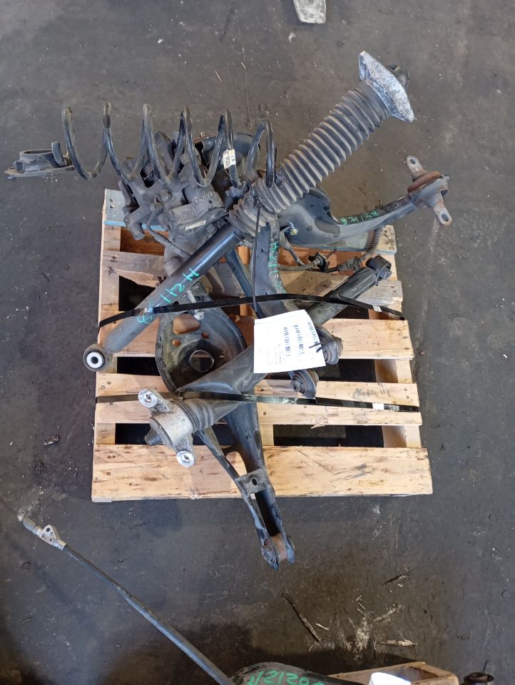 Part image 4