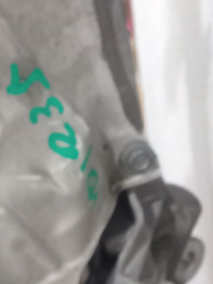 Part image 10