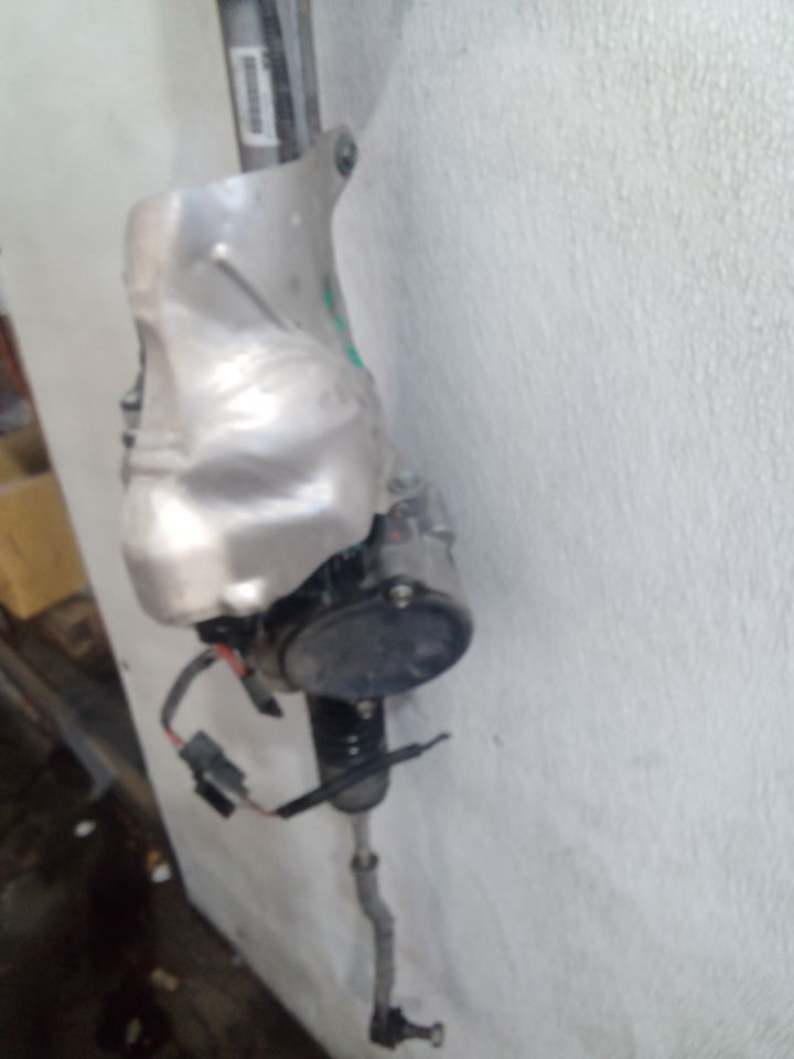 Part image 11