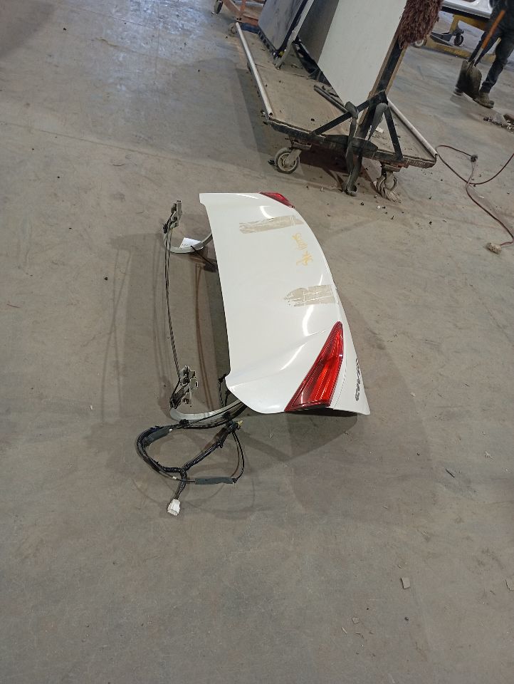 Part image 4