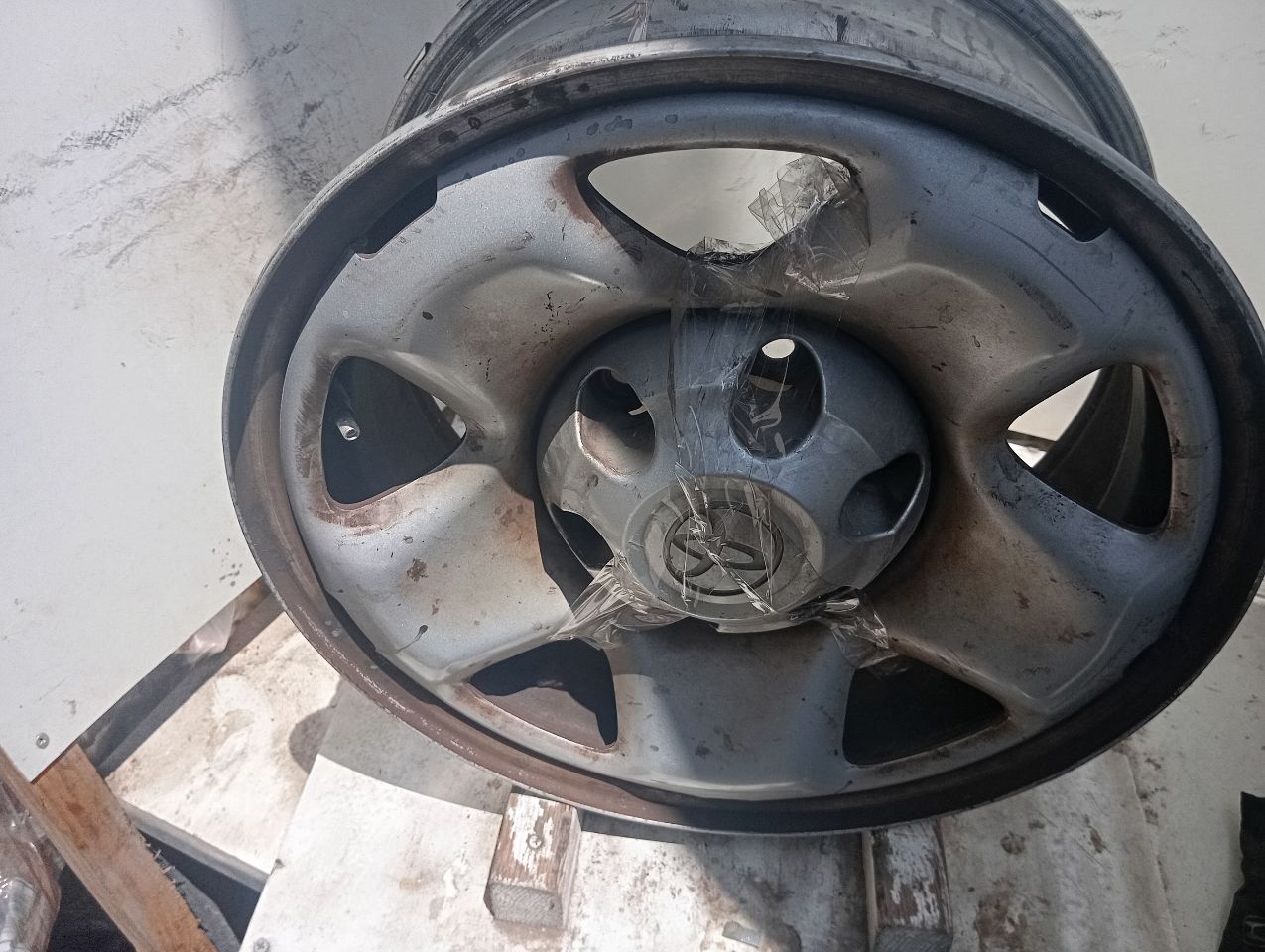 Part image 2