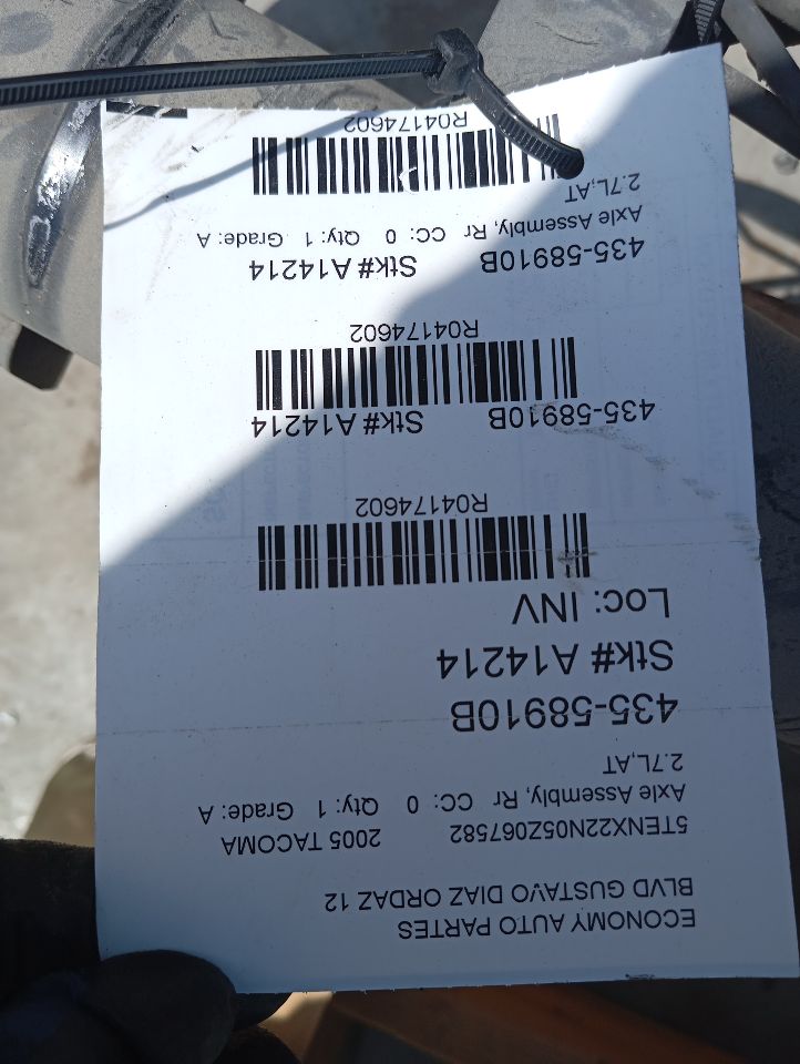 2005 Toyota TACOMA Axle Assembly, Rr