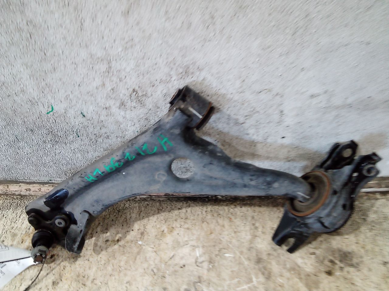 Part image 3