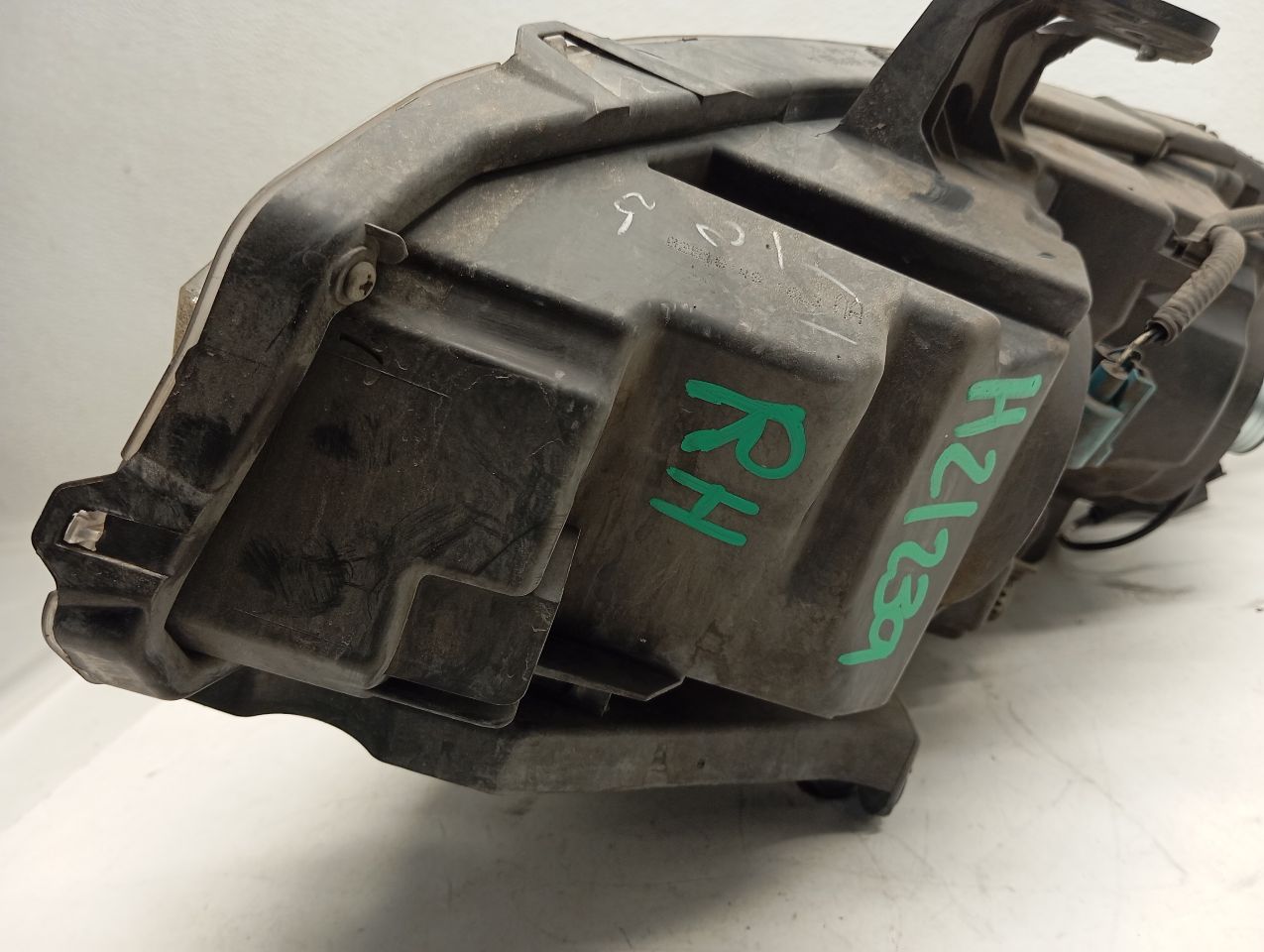Part image 7