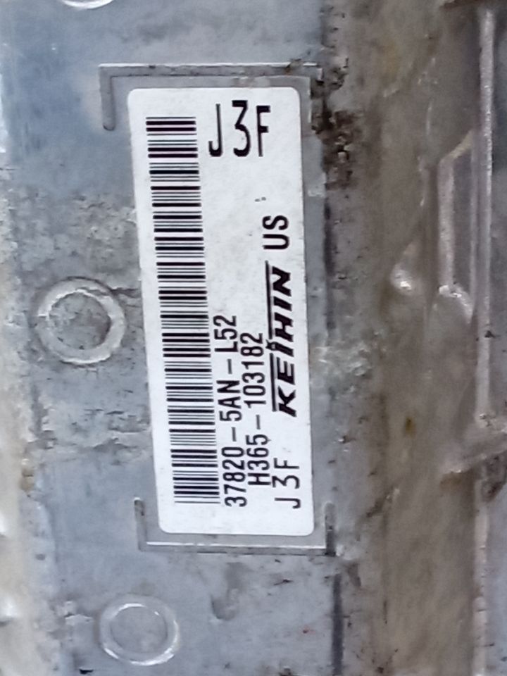Used 2017 Honda CIVIC w/o pre-crash system - Stock #H21004