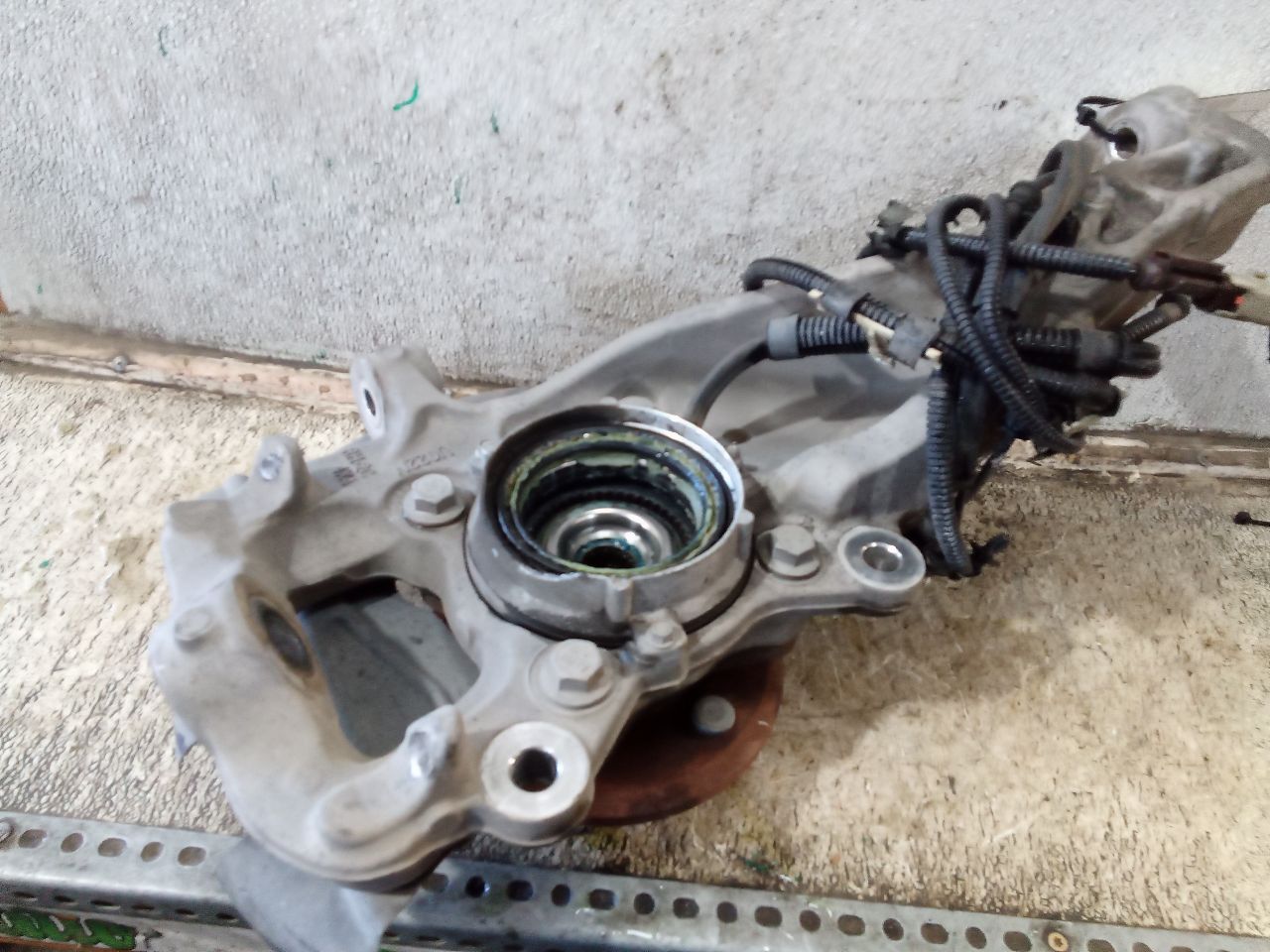 Part image 4