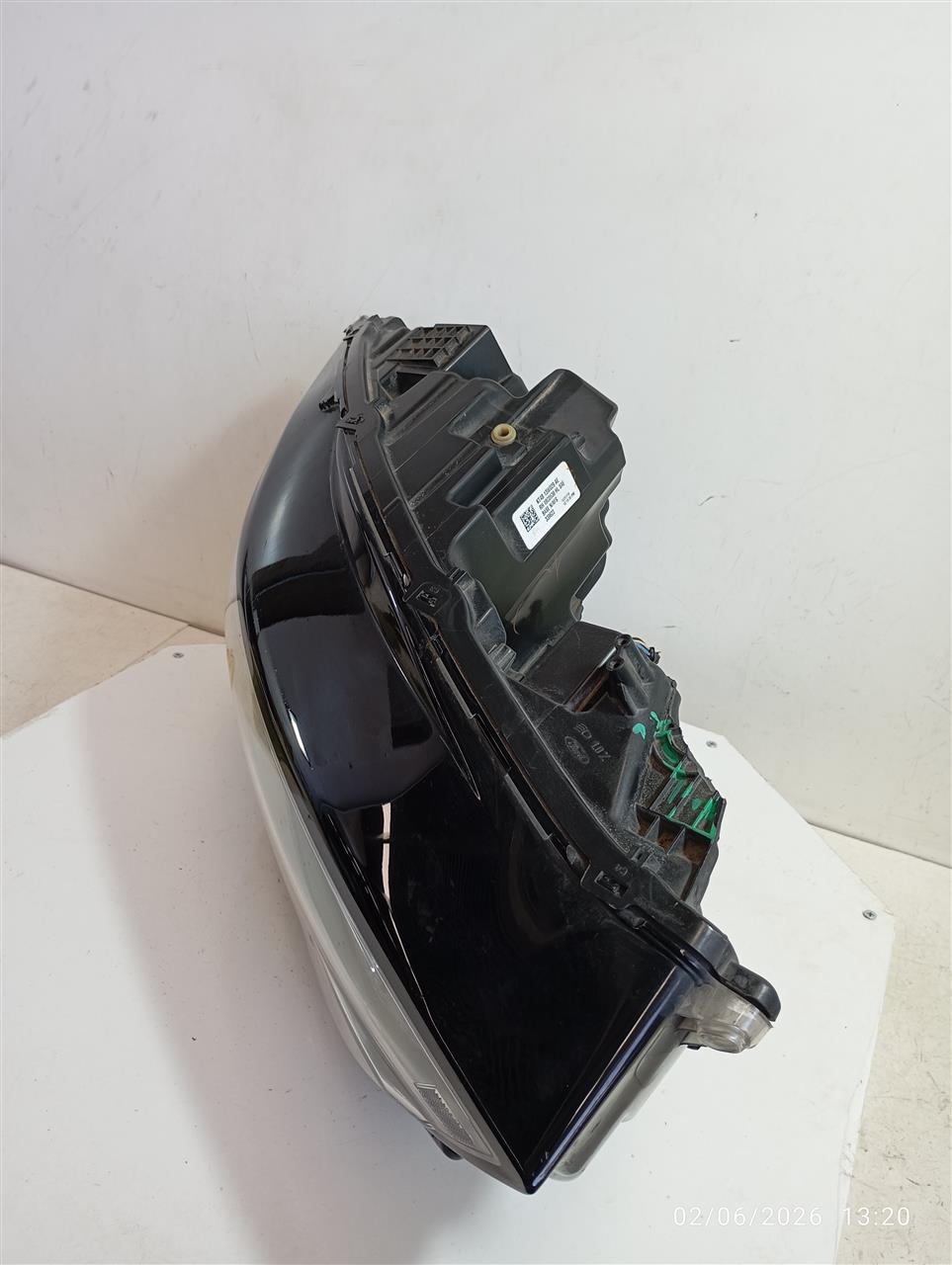 Part image 3