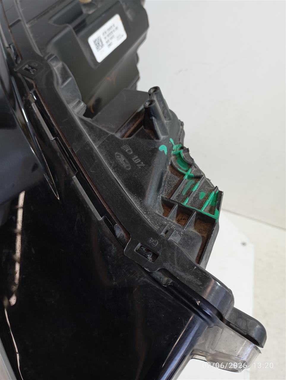 Part image 4