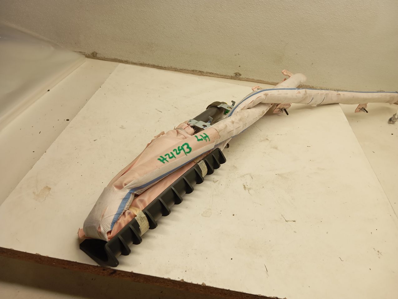 Part image 3