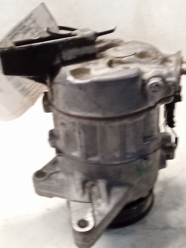Part image 7