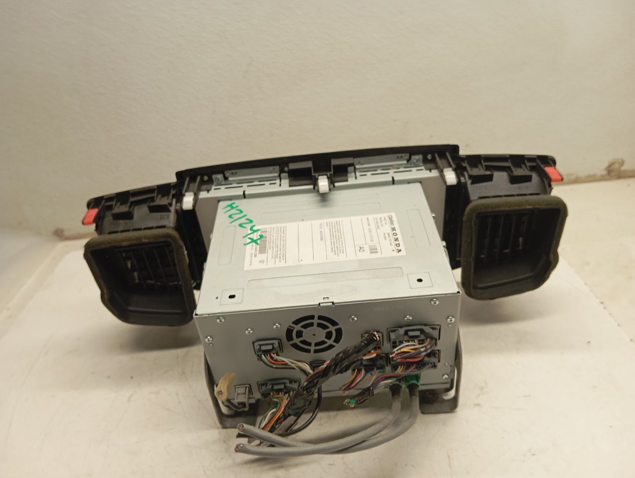 Part image 3