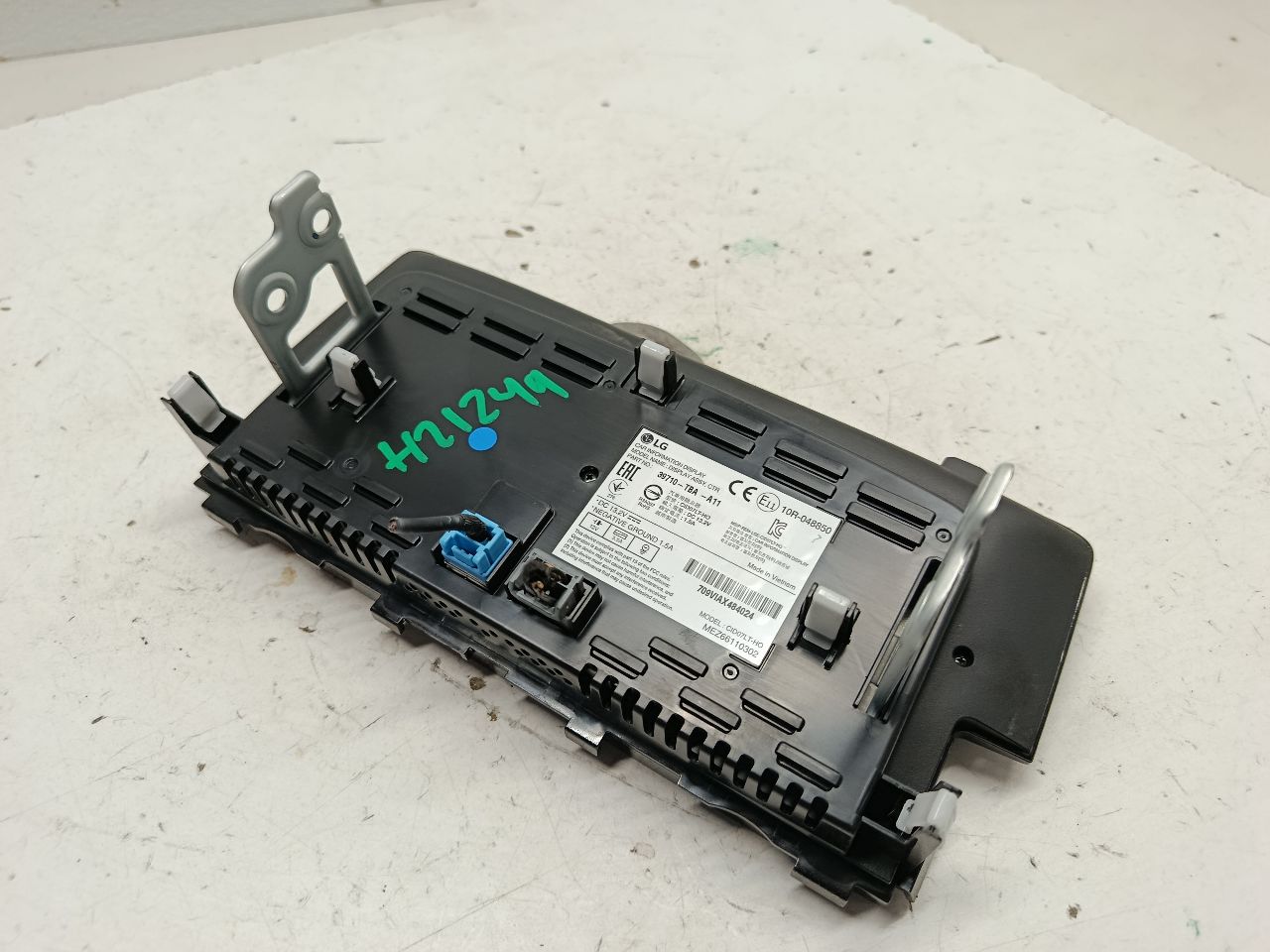 Part image 4