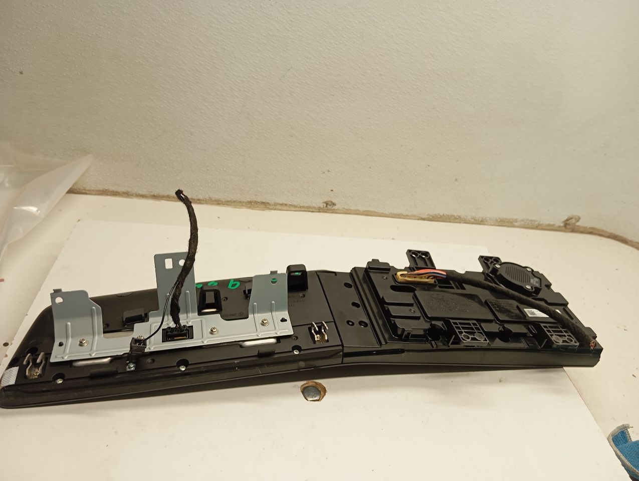 Part image 4