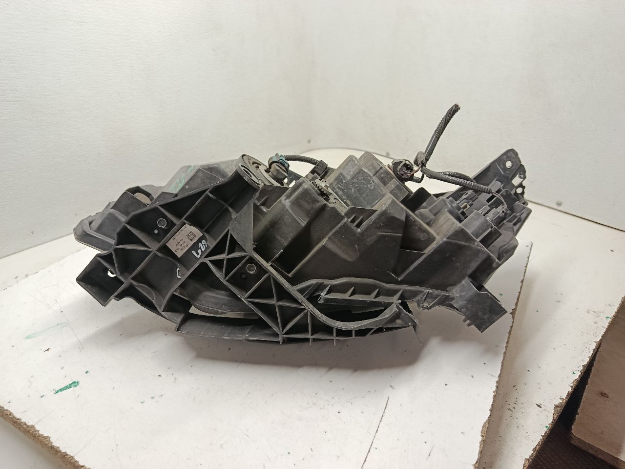Part image 4