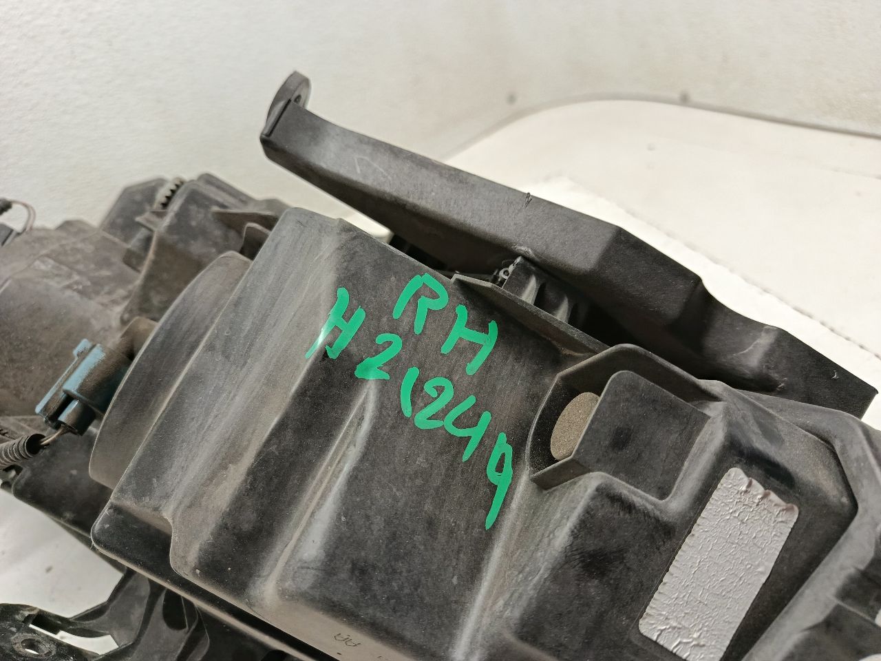 Part image 6