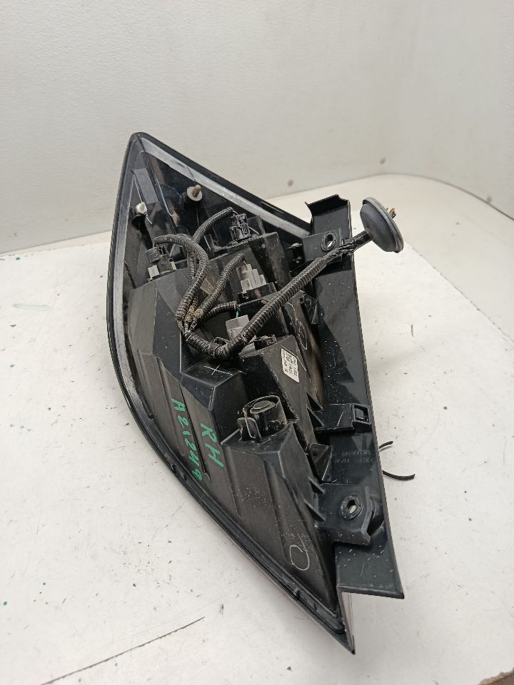 Part image 7